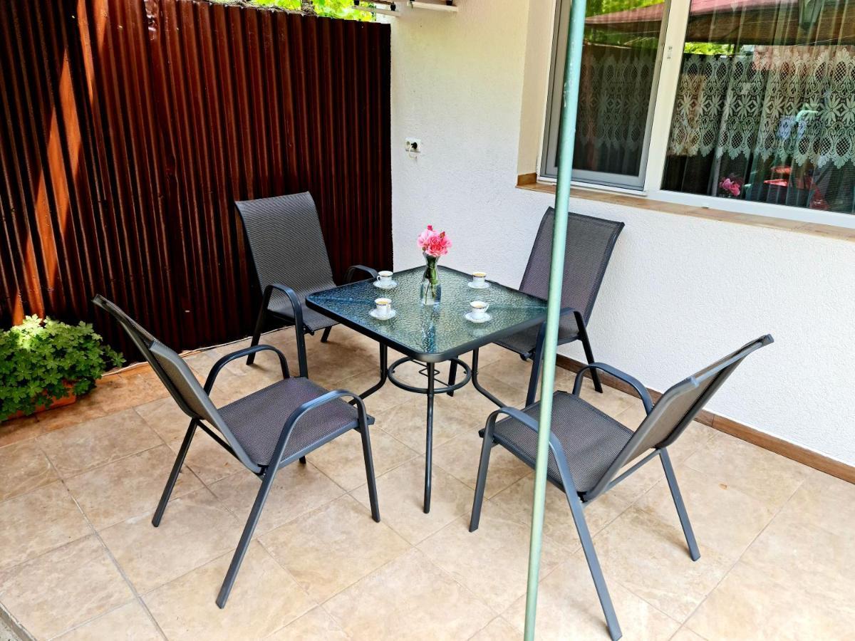 Fema Guest House Balchik Ngoại thất bức ảnh