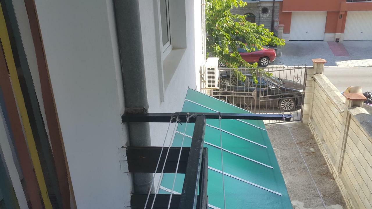 Fema Guest House Balchik Ngoại thất bức ảnh
